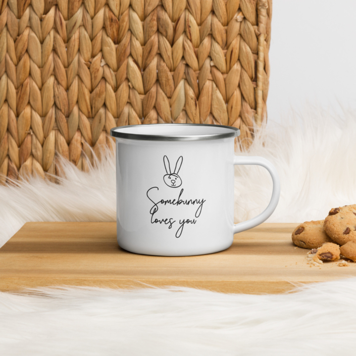 Emailletasse Somebunny loves you