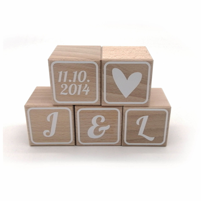 kreativkeller-deko-und-geschenke-hochzeitsgeschenk-ideen-ausgefallen-16 Hochzeitsgeschenk Ideen ausgefallen - Buchstabenwürfel Holz Hochzeit