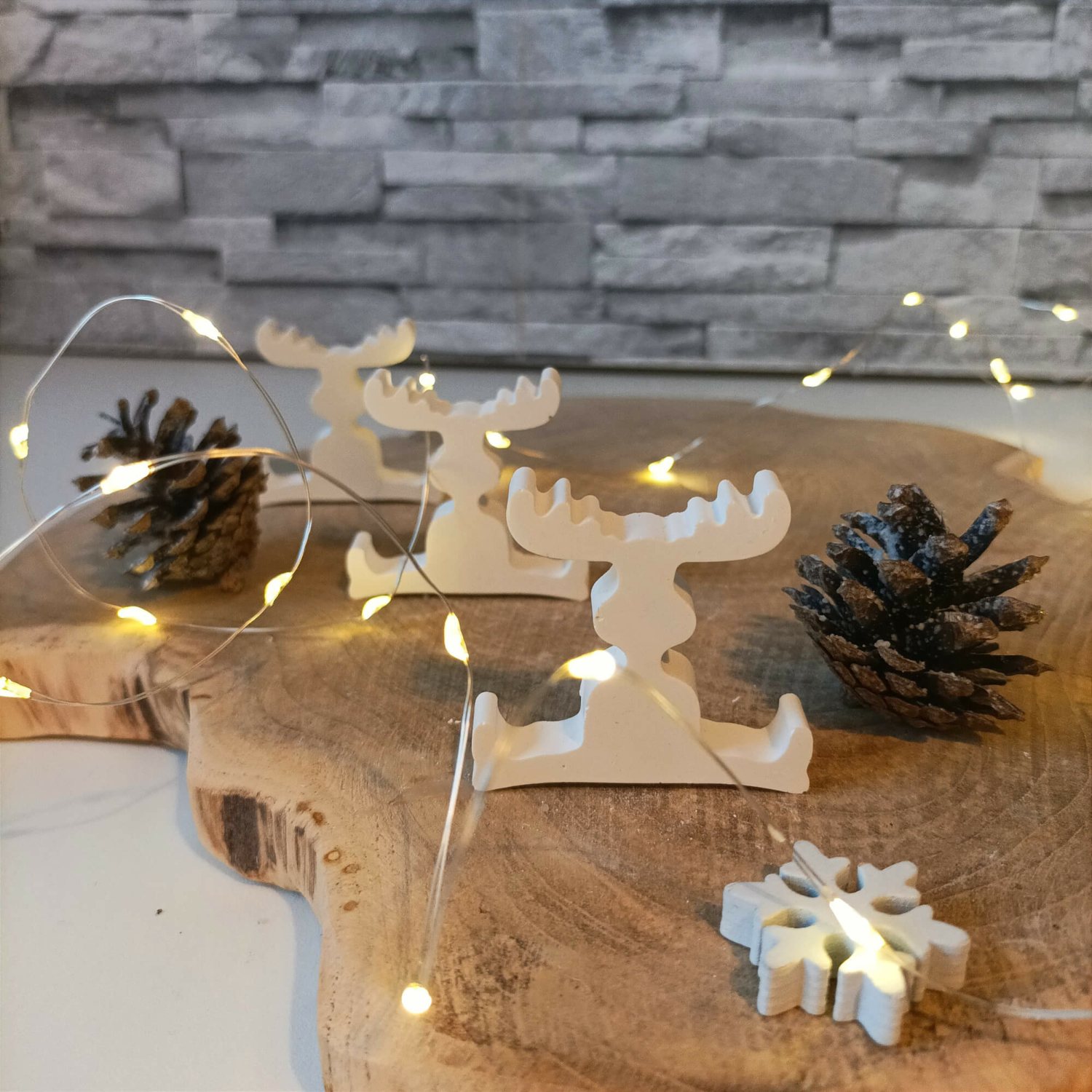 2 Stück Weihnachtsharz Sitzende Und Stehende Hirsc Produktbild-Vorschau 7